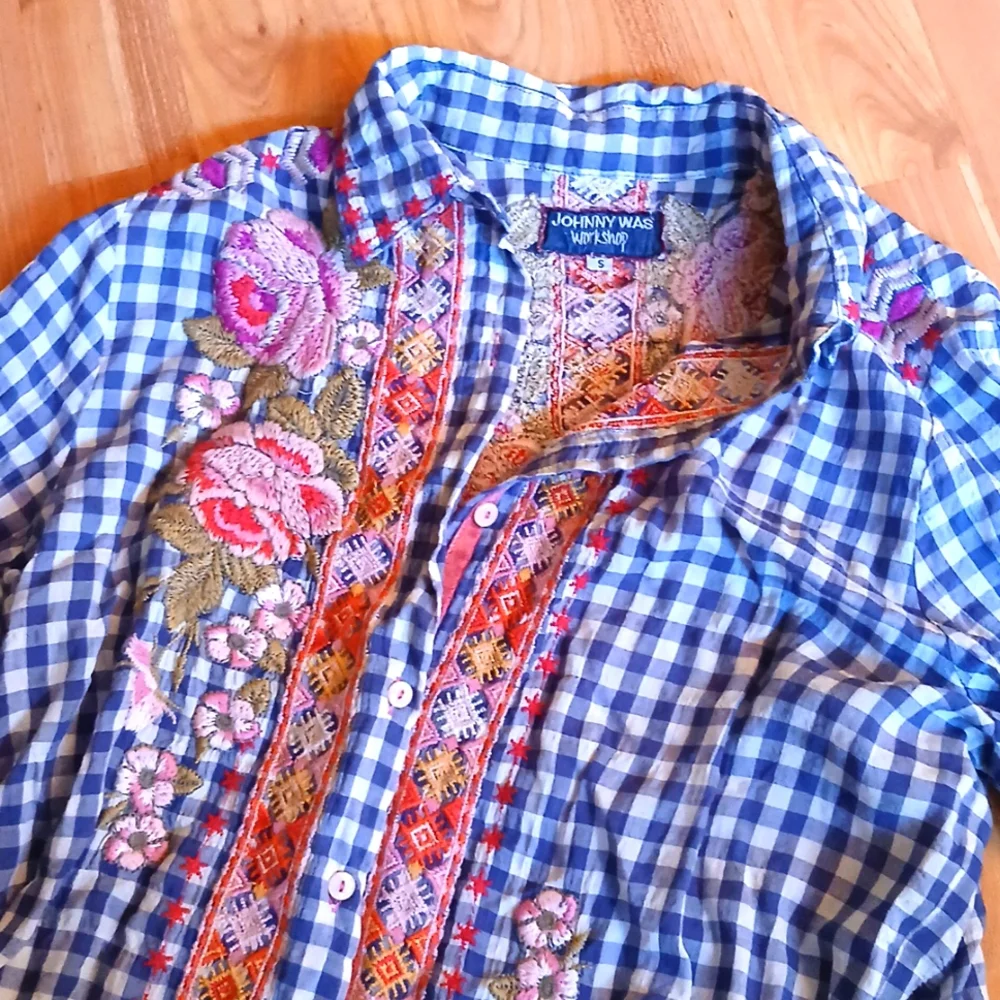 NWT Johnny Was embroidered top - Picture 8 of 11